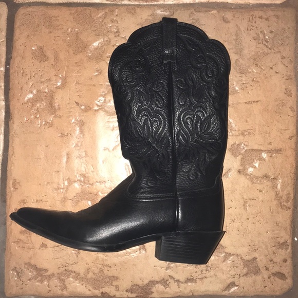 Ariat Cowgirl Boots - Picture 2 of 8
